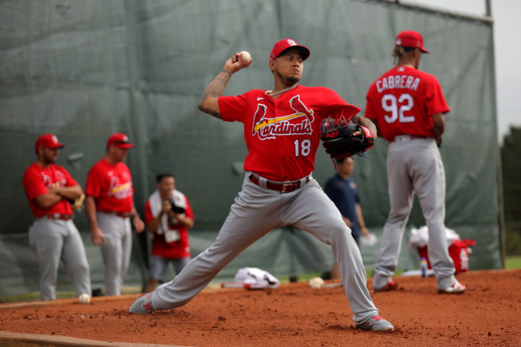 Rain shows during Saturday workout at Spring Training